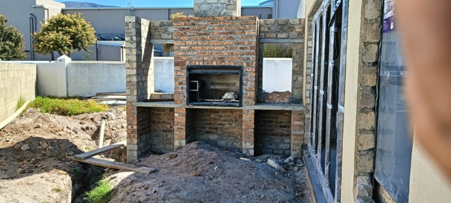 0 Bedroom Property for Sale in Sandbaai Western Cape